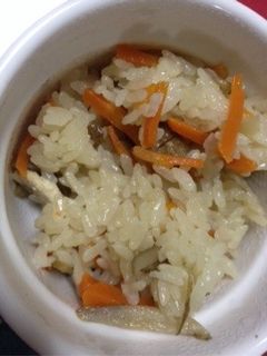 お鍋で、鶏ごぼうご飯-レシピのメイン写真