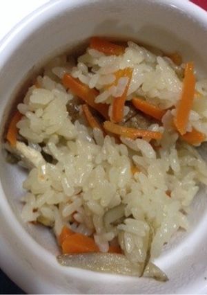 お鍋で、鶏ごぼうご飯-レシピのメイン写真