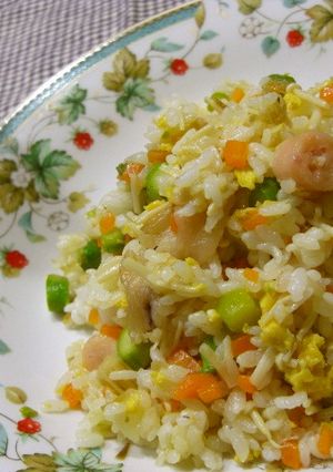 みんな大好き♪ヘルシー春色ﾁｬｰﾊﾝ-レシピのメイン写真