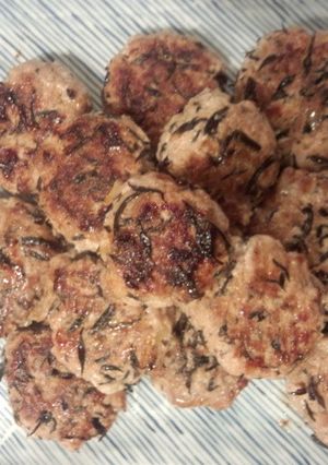 豆腐とひじきのヘルシーハンバーグ-レシピのメイン写真