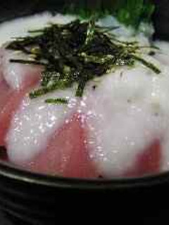 イカとアボカドとマグロのやまかけ丼-レシピのメイン写真