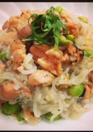 しらたきとサーモンと枝豆のミルク煮パスタ-レシピのメイン写真