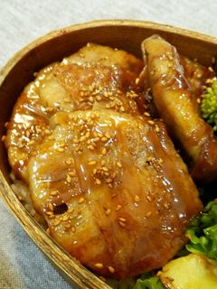 お弁当に!蓮根の豚バラ巻きでテリテリ焼き-レシピのメイン写真