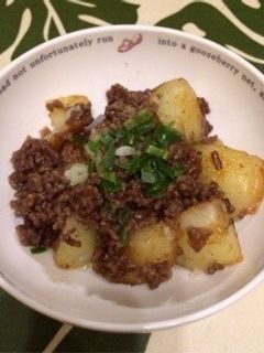 簡単おいしい揚げじゃがいものそぼろ煮♡-レシピのメイン写真