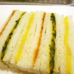 รูปของ 離乳食後期☆カラフルサンドウィッチ