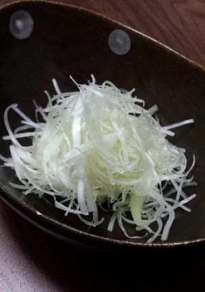 白髪ネギ(ハリネギ)の作り方-レシピのメイン写真