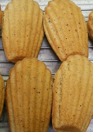 紅茶味のマドレーヌ風プチケーキ-レシピのメイン写真