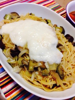 ナスとしめじのトロトロ山芋和風パスタ-レシピのメイン写真
