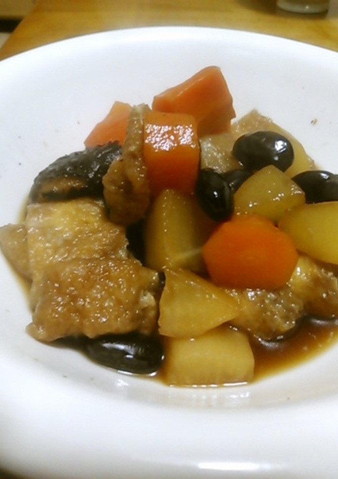 黒豆入り大根とにんじんとしいたけの煮物-レシピのメイン写真