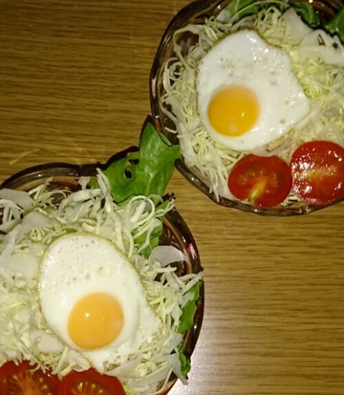 目玉焼き 明日朝から長距離出張〜なのに！ うちの新人(46・おじ)が会社の🚙の鍵