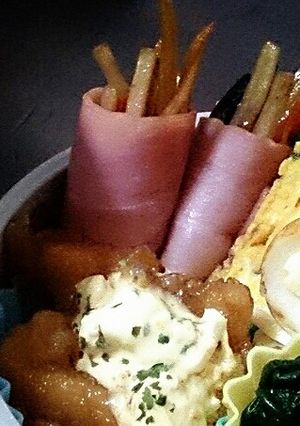 お弁当にきんぴらごぼうのベーコン巻き-レシピのメイン写真