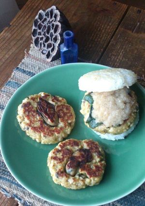 ヘルシー♪ウマイ！牡蠣の豆腐ハンバーグ-レシピのメイン写真