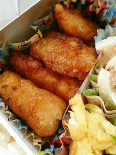 お弁当☆残った刺身と焼肉タレで簡単竜田揚-レシピのメイン写真