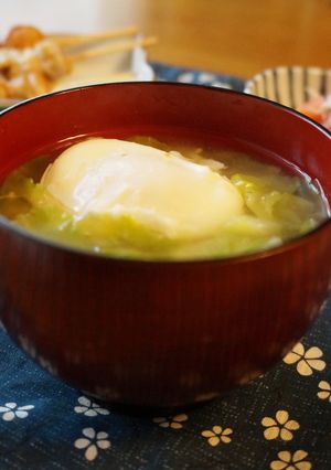新キャベツと半熟卵の味噌汁-レシピのメイン写真