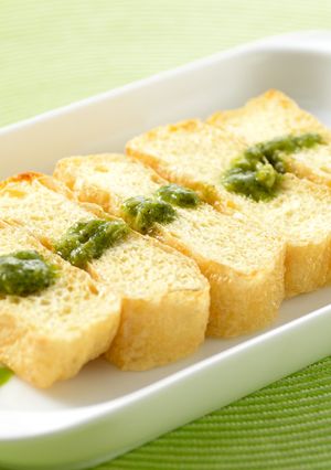 ジェノベーゼソースで食べる油揚げ-レシピのメイン写真
