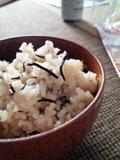 簡単!炊くだけひじきご飯-レシピのメイン写真