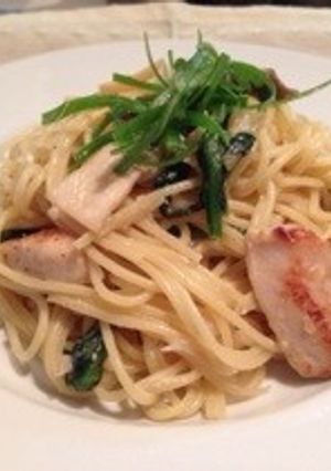 胸肉とほうれん草の味噌クリームパスタ-レシピのメイン写真