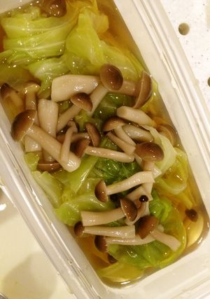 春キャベツとしめじの煮浸し-レシピのメイン写真