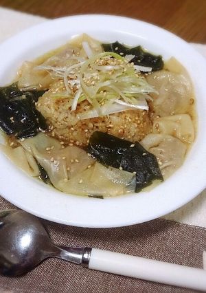 *胡麻たっぷり焼おにぎりワンタンスープ*-レシピのメイン写真