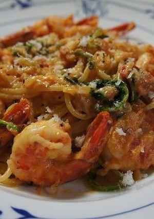 海老とほうれん草のトマトクリームパスタ-レシピのメイン写真