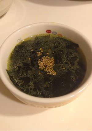 韓国料理屋さん伝授 トロリンわかめスープ-レシピのメイン写真
