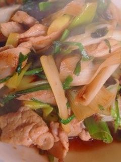 豚肉、ニラ、ネギの生姜焼き風炒め-レシピのメイン写真