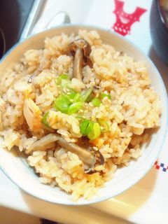 甘塩鮭とキノコの中華風炊き込みご飯-レシピのメイン写真