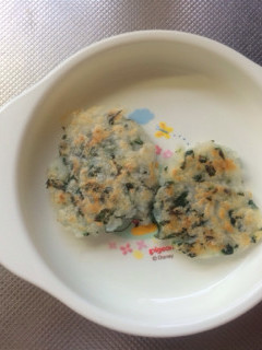 離乳食☆白身魚とほうれん草とご飯のおやき-レシピのメイン写真