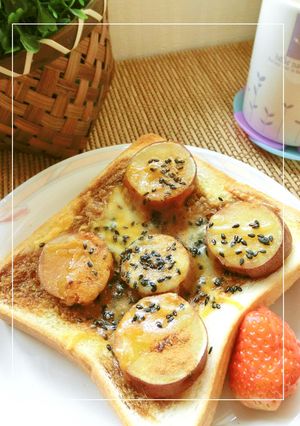 さつま芋のココナッツ黒蜜チーズトースト-レシピのメイン写真