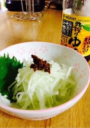 簡単過ぎる！大根サラダ生七味のせ☆-レシピのメイン写真