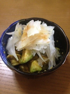 アボカドの醤油とごま油和え-レシピのメイン写真
