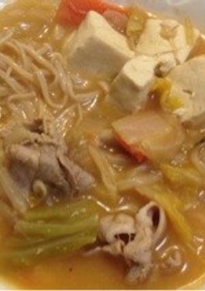 豚肉と野菜のキムチ味噌鍋-レシピのメイン写真