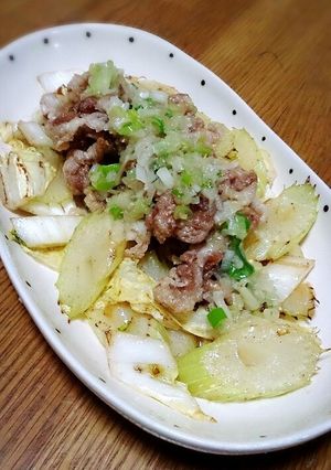 *セロリと白菜のカリカリ豚肉ねぎ塩あん*-レシピのメイン写真
