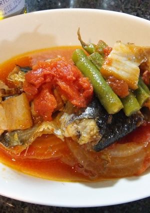 サンマの干物でイタリアン、トマト煮込み-レシピのメイン写真