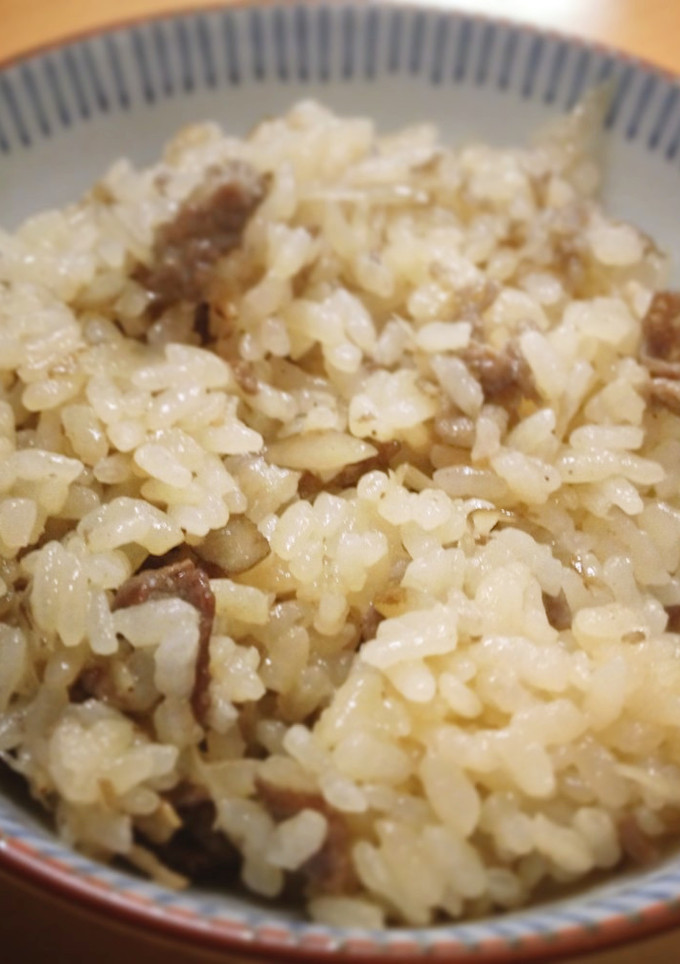 牛肉と牛蒡の炊き込みご飯～生姜と胡麻の香-レシピのメイン写真