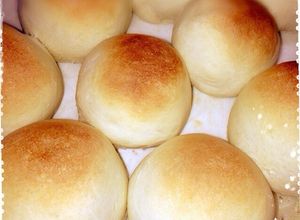 小麦粉パン♪簡単レンジと手捏ねでもちふゎ 小麦粉パン♪簡単レンジと手捏ねでもちふゎ-レシピのメイン写真