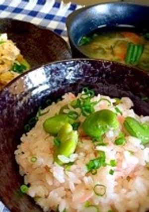 春ご飯！桜色の空豆炊き込みご飯-レシピのメイン写真