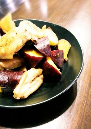 サツマイモ好きに贈る♡鶏肉と根菜の煮物-レシピのメイン写真
