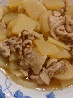 ☆隠し味は○○!大根と豚の簡単煮物☆-レシピのメイン写真