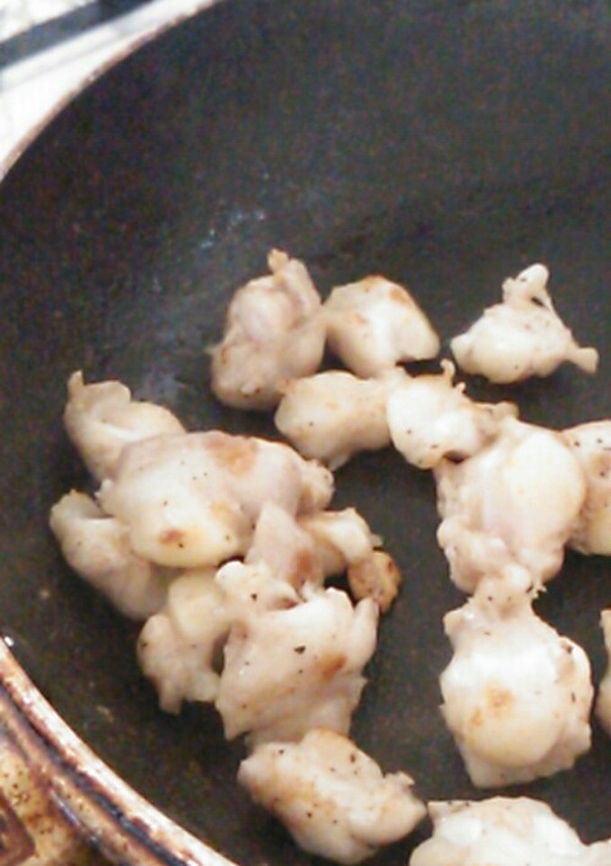 夜食・おつまみに♪簡単鶏膝軟骨炒め☆-レシピのメイン写真
