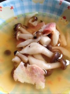 キノコとベーコンのスープ-レシピのメイン写真