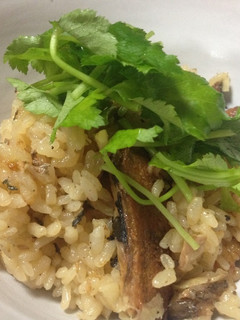 *さんまの蒲焼き缶de炊き込みごはん*-レシピのメイン写真