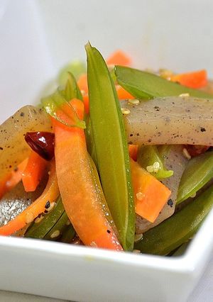 茎わかめとこんにゃくのピリ辛炒め-レシピのメイン写真