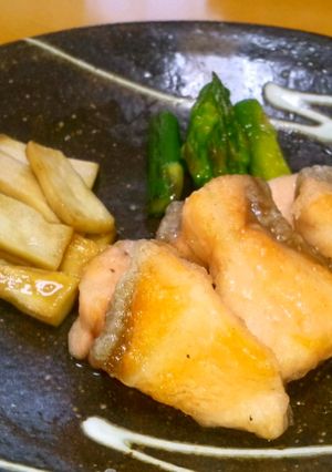 焼いて浸けるだけ♪サーモンの甘酢浸け-レシピのメイン写真