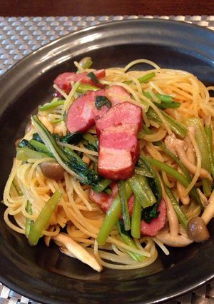 小松菜とベーコンの和風キノコパスタ-レシピのメイン写真