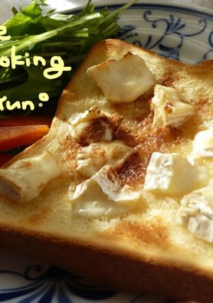 スピード栄養朝食に！ハニーカマントースト-レシピのメイン写真