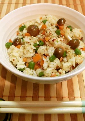彩り野菜の山椒ご飯　人参・莢隠元・しめじ-レシピのメイン写真