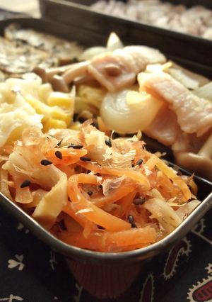 お弁当に！ごぼうと人参のドレおかか和え-レシピのメイン写真