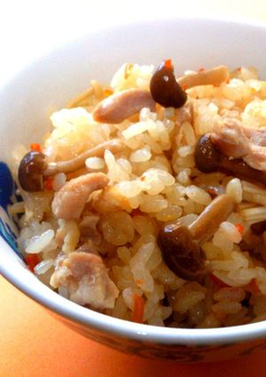 簡単激ウマ！鶏肉としめじの炊き込みご飯-レシピのメイン写真