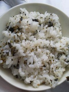 「まごわやさしい」のワカメご飯-レシピのメイン写真